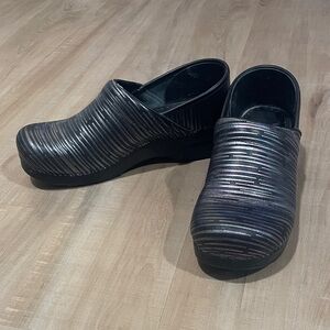 Stylish Black Women's Clogs with Silver and Purple Stripes